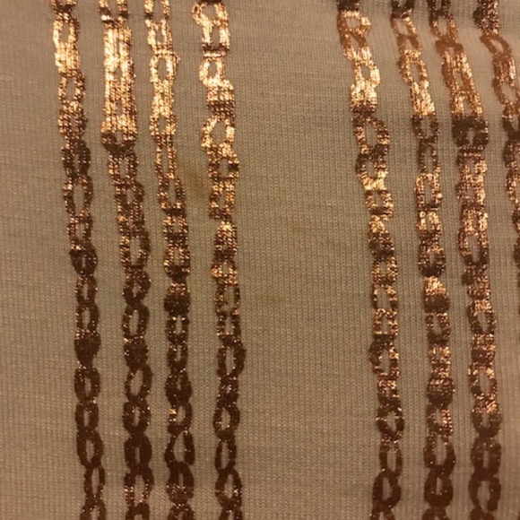 soft sleeve-cutout shirt - Picture 4 of 4